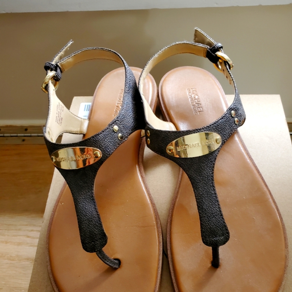 MK sandals